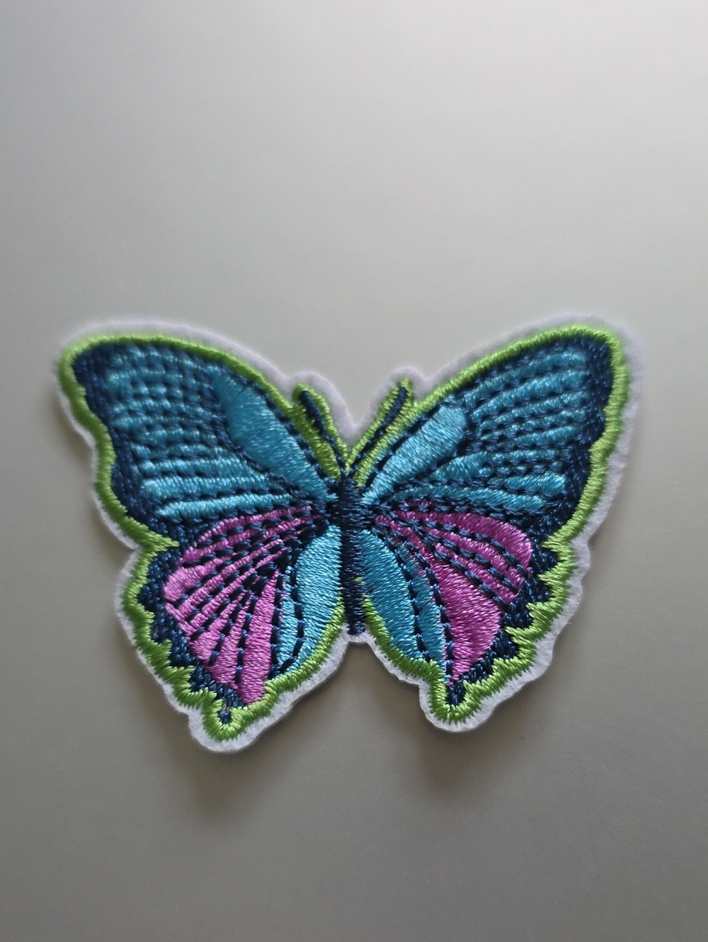 BUTTERFLY IRON ON